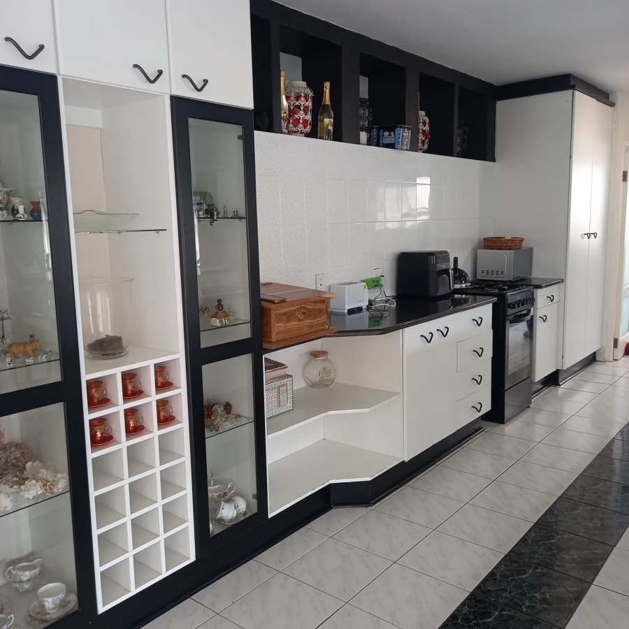 7 Bedroom Property for Sale in Royal Alfred Marina Eastern Cape